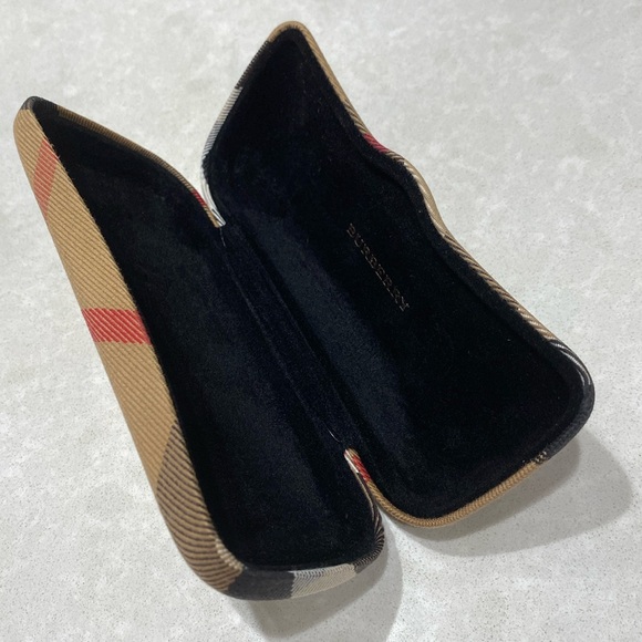 Burberry Eyeglass Case Hard Clamshell Style For Glasses Nova Check Plaid case⭐️ - Picture 4 of 14